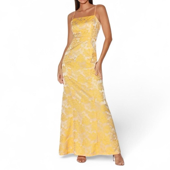 Lulus Dresses & Skirts - Lulus Bright Blooms Champagne Yellow Floral Jacquard Maxi Dress💛 Small